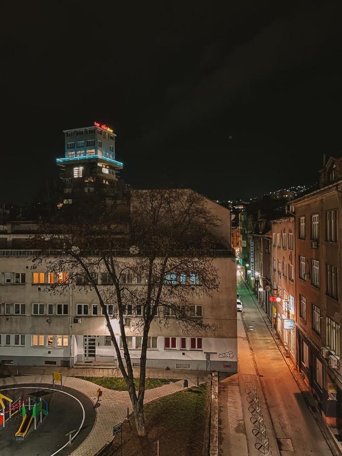 Nina Apartment 塞拉耶佛 外观 照片